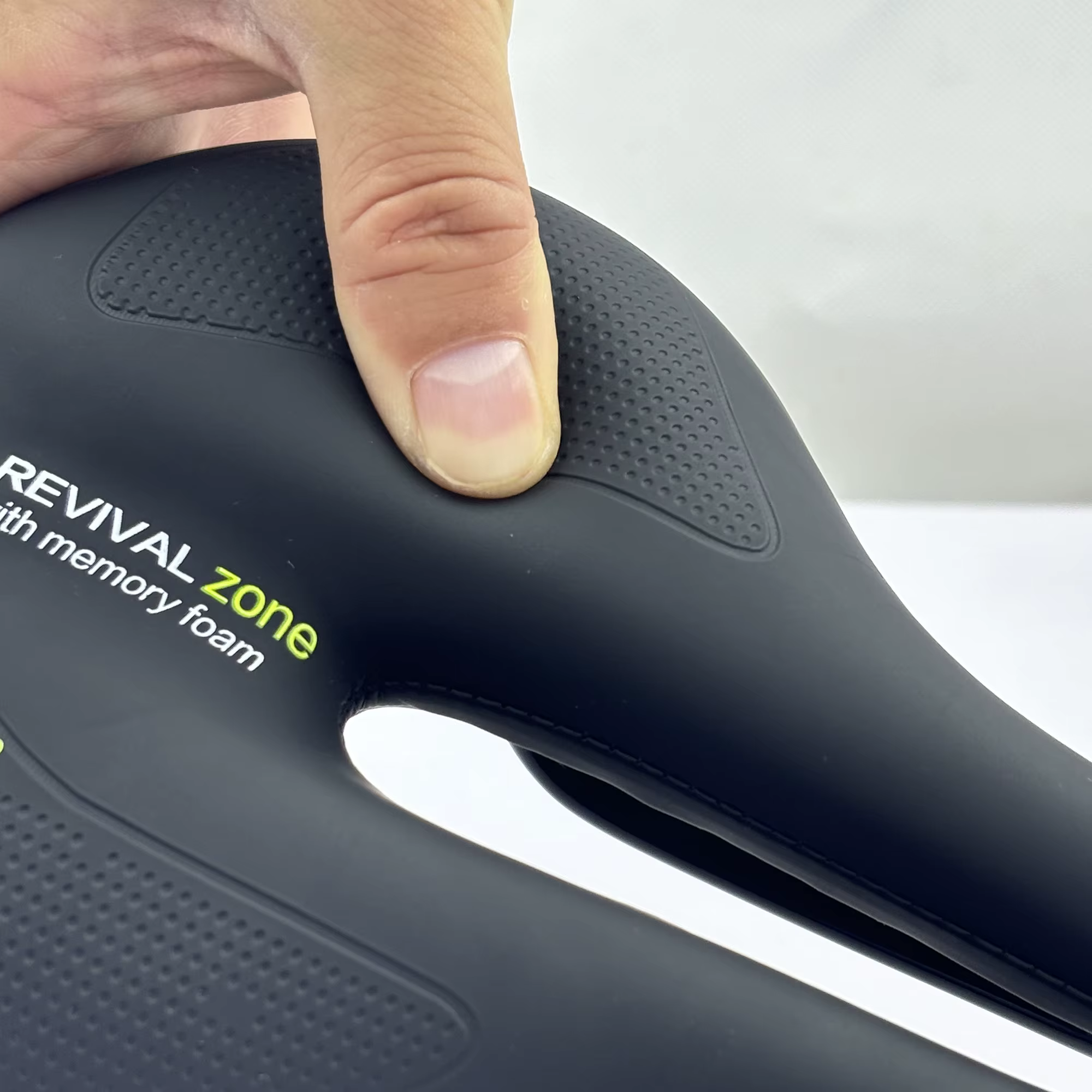 Selle de vélo de route siège ultraléger vague selle de vélo de route pour hommes doux confortable si