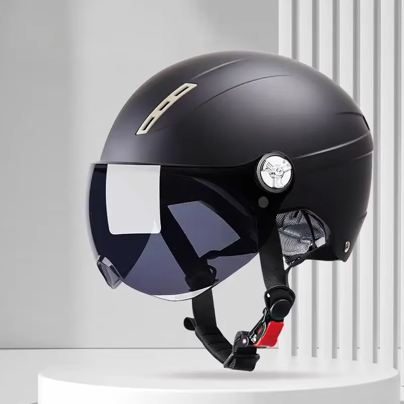Casque de moto léger et de vélo électrique pour hommes/femmes – Casque de sécurité toutes saisons av