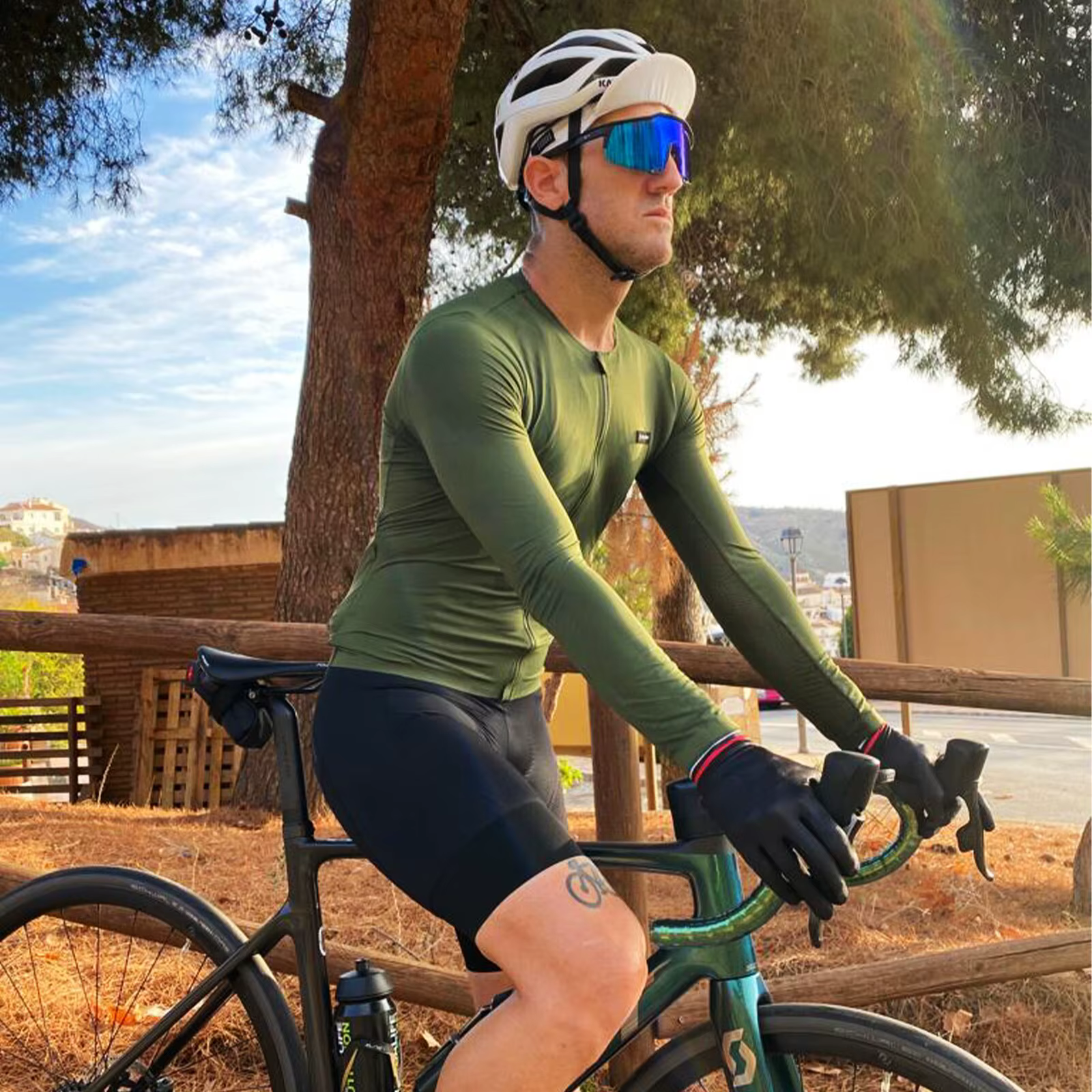 Cyclisme Bib Shorts Hommes Vêtements De Plein Air Vélo Vélo 6 Heures D'équitation Rembourré Bib Coll