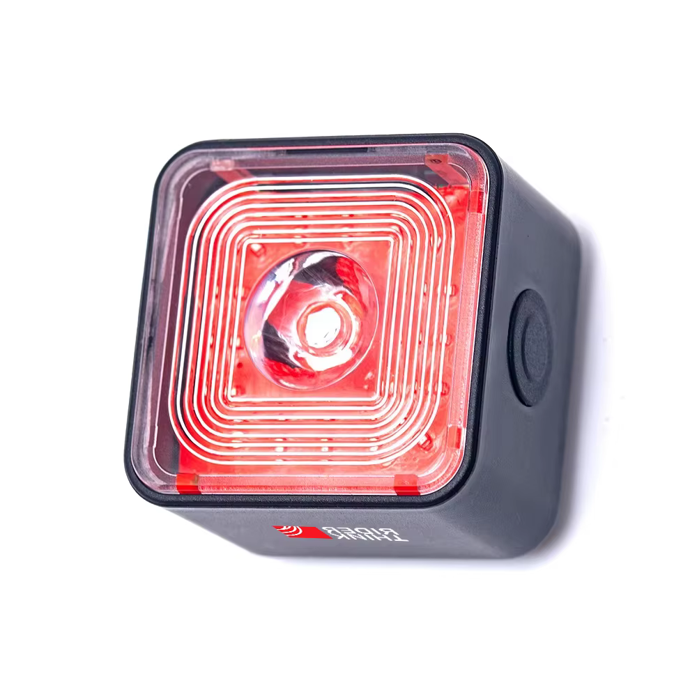 ThinkRider feu arrière de vélo intelligent démarrage automatique arrêt frein IPX6 étanche USB Charge