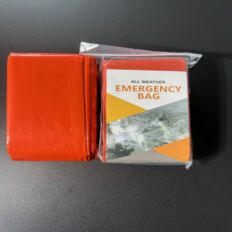 Sac de couchage d'urgence, couverture de survie, sac de bivouac thermique en Mylar, abri léger, impe