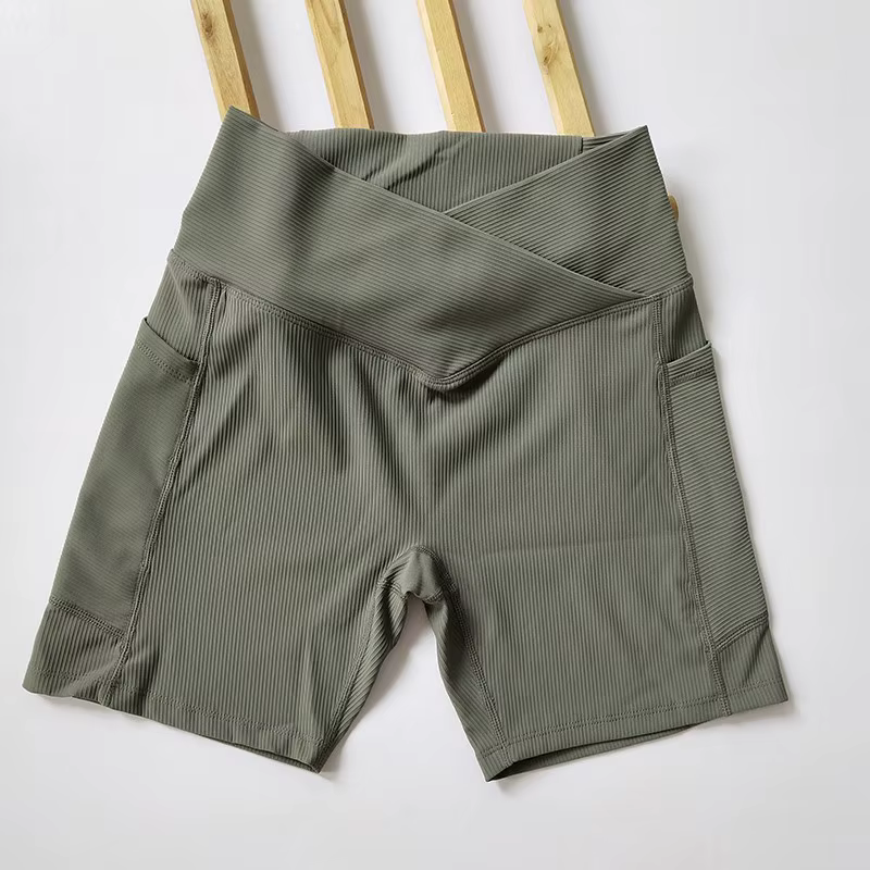 Short de vélo rembourré à bande croisée pour femme – Taille haute amincissante avec poches latérales