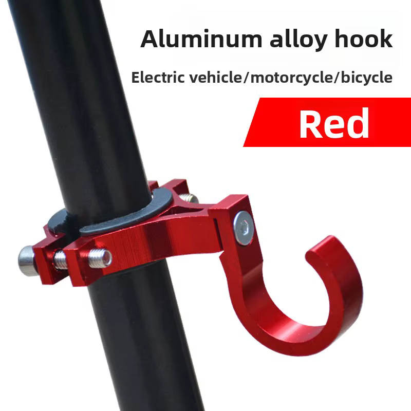 Le guidon du vélo est en alliage d'aluminium et peut être ajusté en angle. Il existe des crochets fi