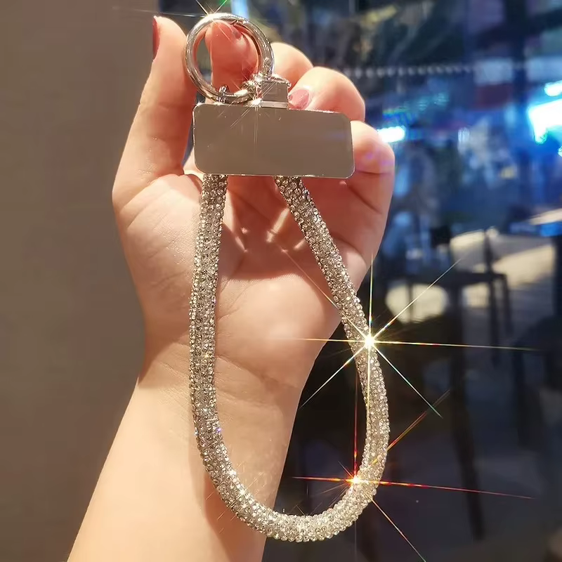 Lanière de téléphone de luxe entièrement sertie de diamants avec clip métallique, chaîne courte univ