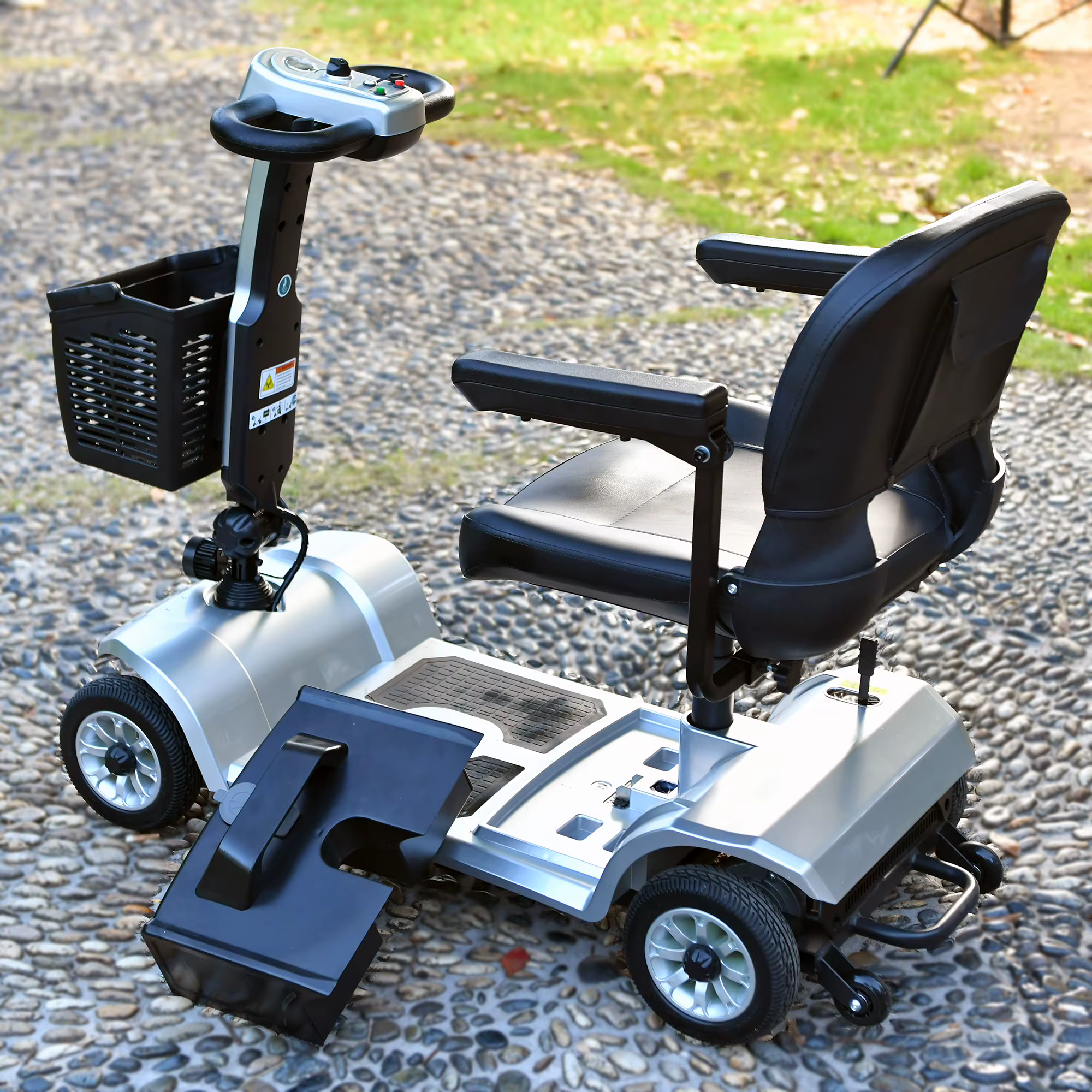 Trottinette de mobilité électrique pliable, 4 roues, personnes handicapées, adultes, personnes âgées