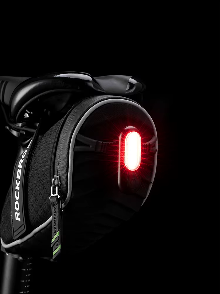 ROCKBROS feu arrière de vélo 250 mAh USB Rechargeable ultraléger voyant d'avertissement étanche à la pluie 5 modèles