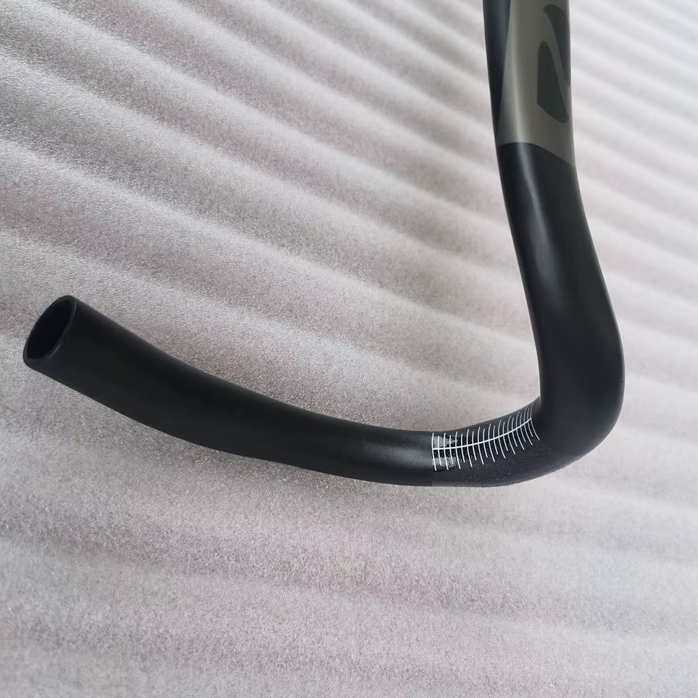 Guidon de vélo de route en carbone T800
