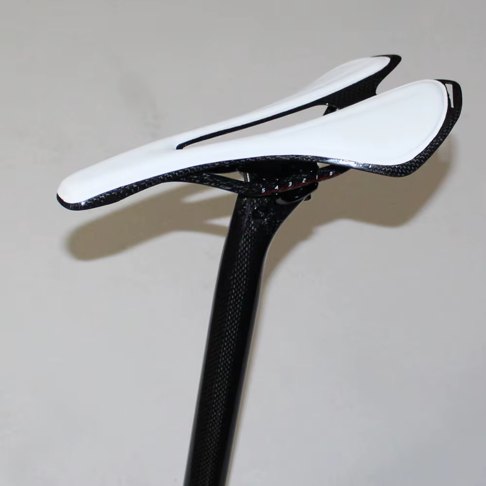 Selle de vélo de route en Fiber de carbone 2025