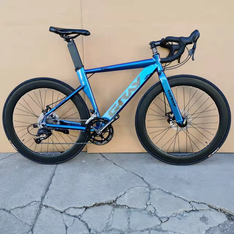 Vélo de route coupe-vent avec cadre en alliage d'aluminium