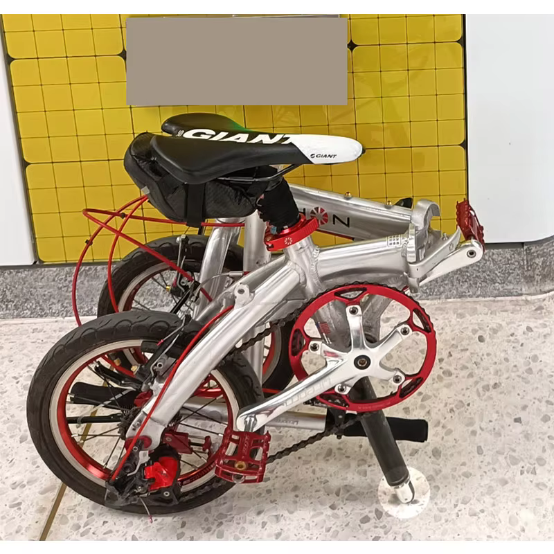 Roues auxiliaires pour vélo pliant
