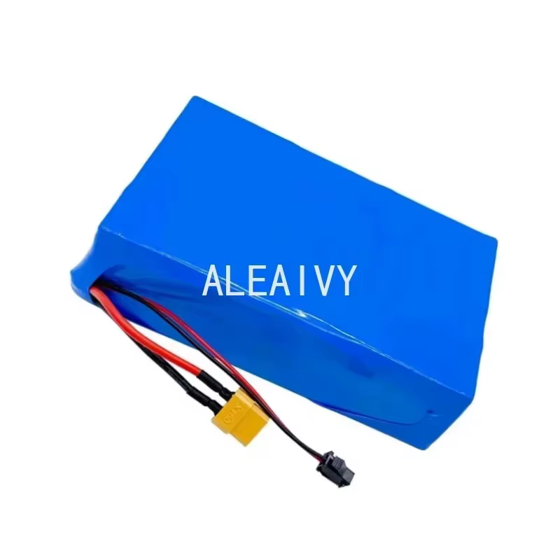Batterie au lithium rechargeable 36V 10000mAh 10S2P avec BMS