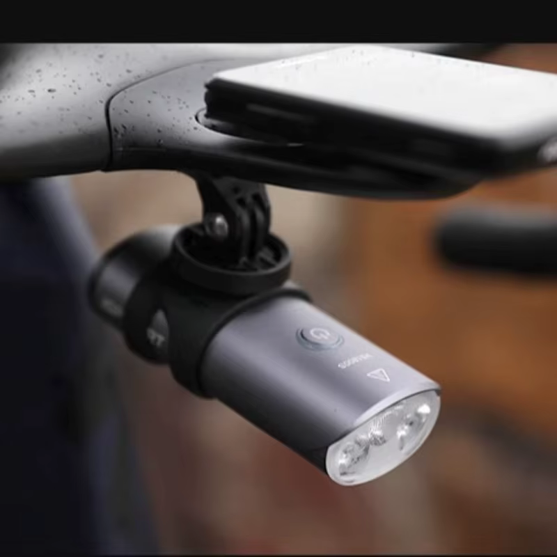 IBPSPORT VS1800S feu avant de vélo étanche à la pluie USB Rechargeable lumière
