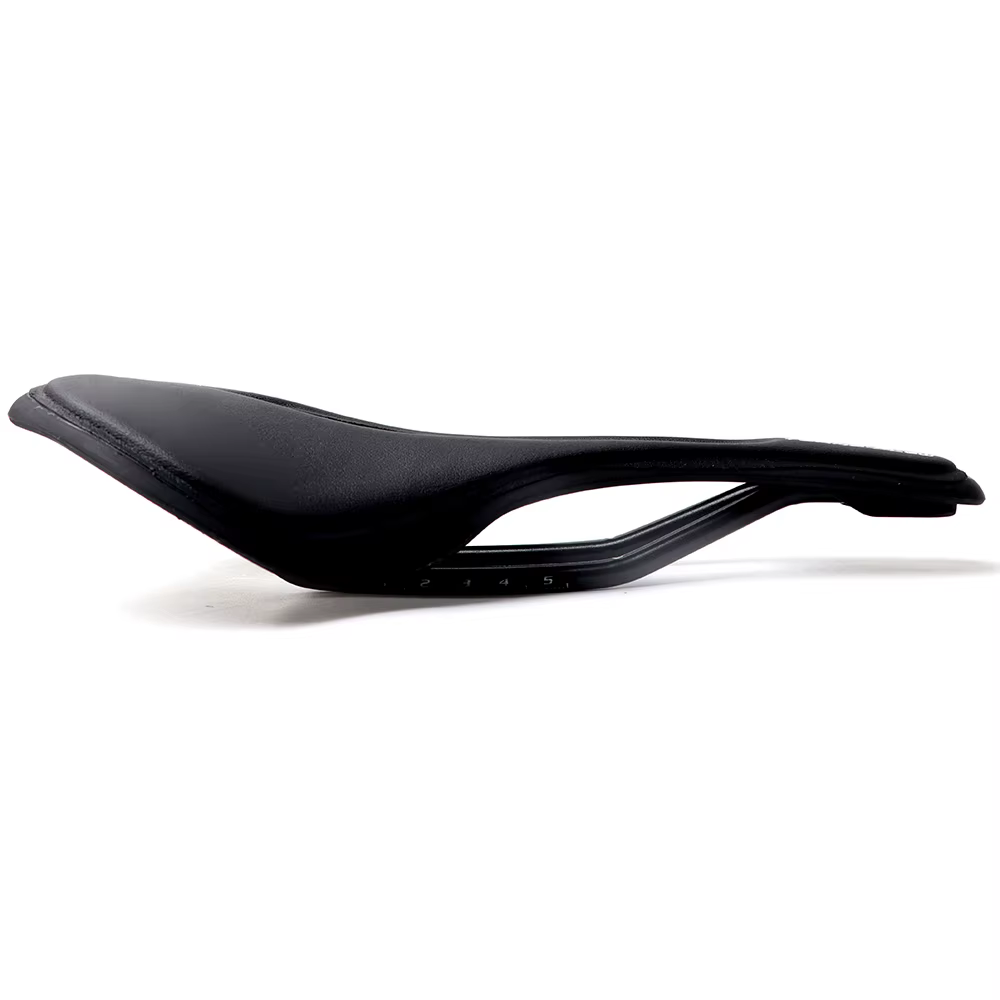 Selle de vélo de course ultralégère en fibre de carbone