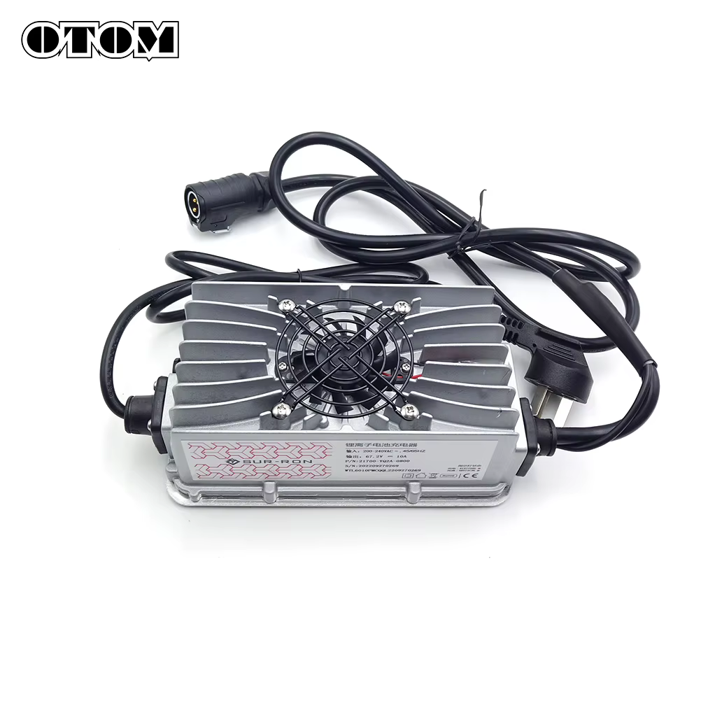 OTOM Light Bee – chargeur de batterie de moto