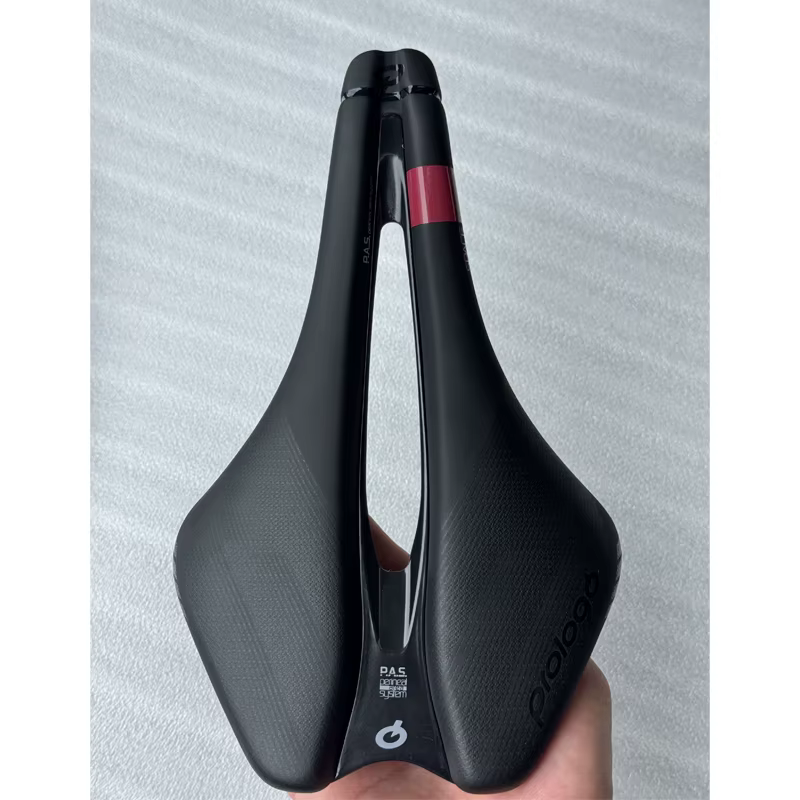 Selle de vélo tout-terrain Dimension AGX en forme de V