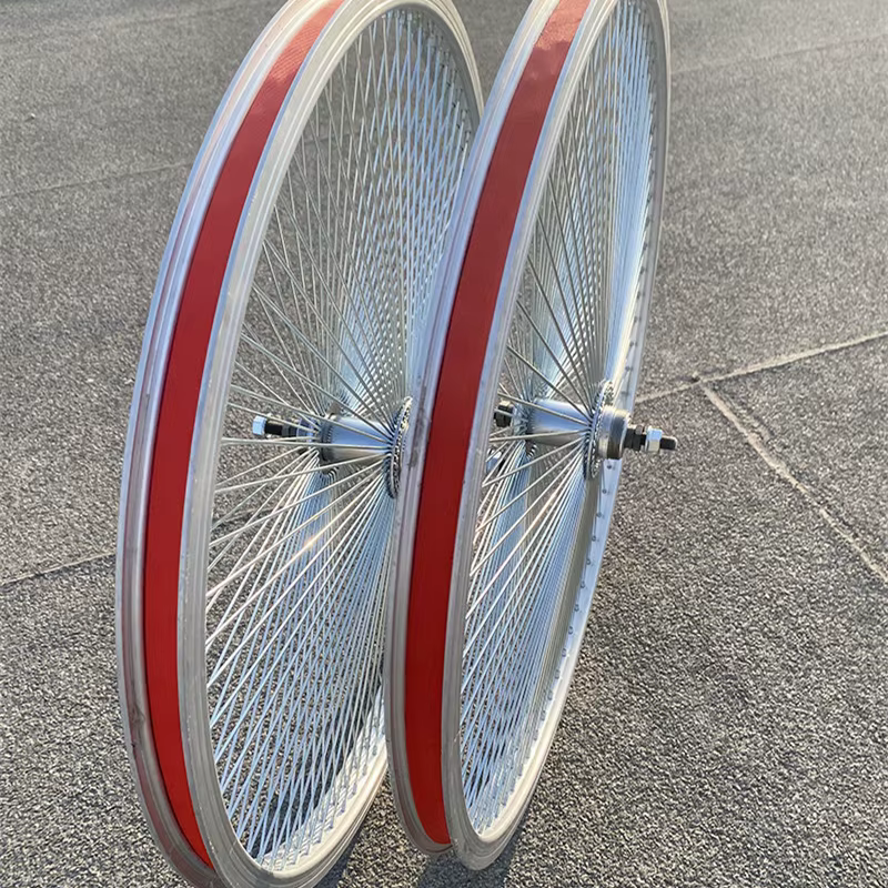 Roues de vélo vintage de 26 pouces