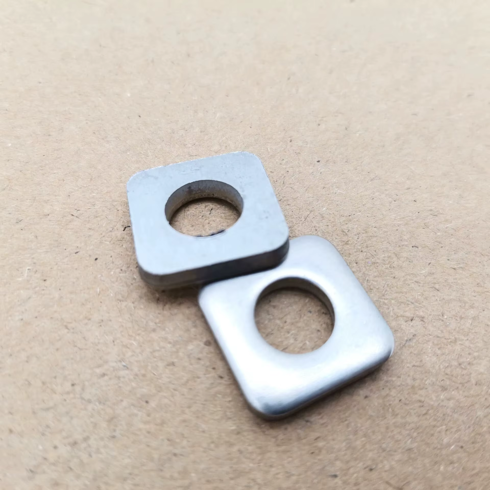 Réglage de la position de la tête du moteur