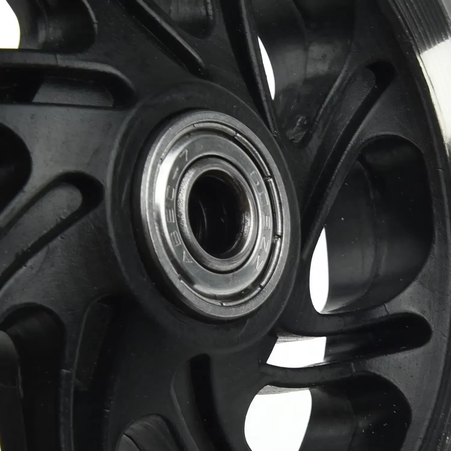 Roue 120 mm de diamètre LED clignotante roues feux arrière pour scooter mini – Disponible en bleu rose vert et noir