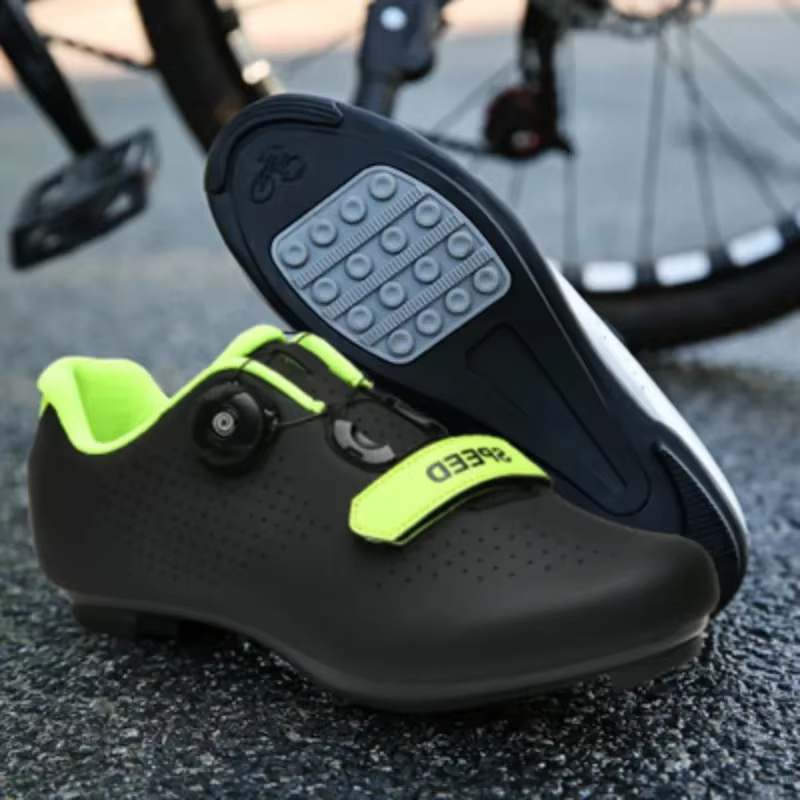 Chaussures de vélo de montagne pour hommes et femmes