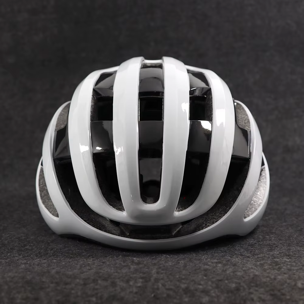 Casque de vélo ultraléger