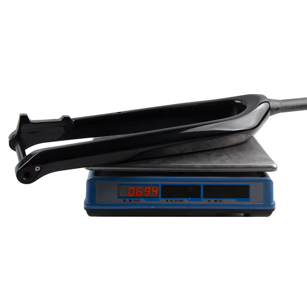 Nouveau VTT entièrement en Fiber de carbone UD VTT frein à disque 15x110mm Boost fourche de vélo améliorée à axe traversant câble intérieur conique