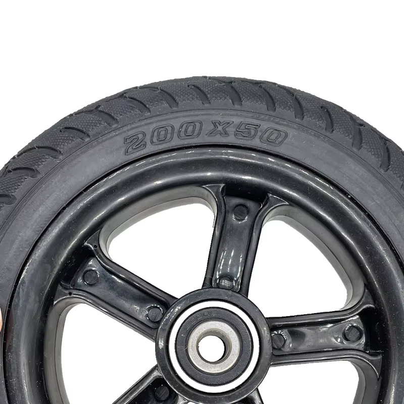 Roue Solide de 8 Pouces