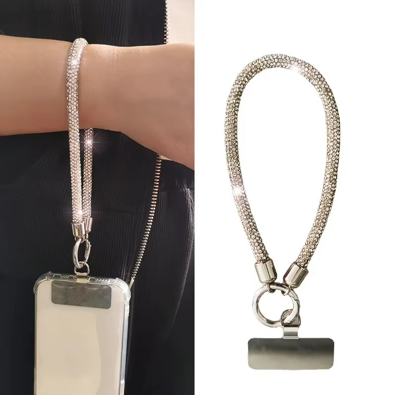 Lanière de téléphone de luxe entièrement sertie de diamants avec clip métallique, chaîne courte universelle, accessoire de poignet pour téléphone portable