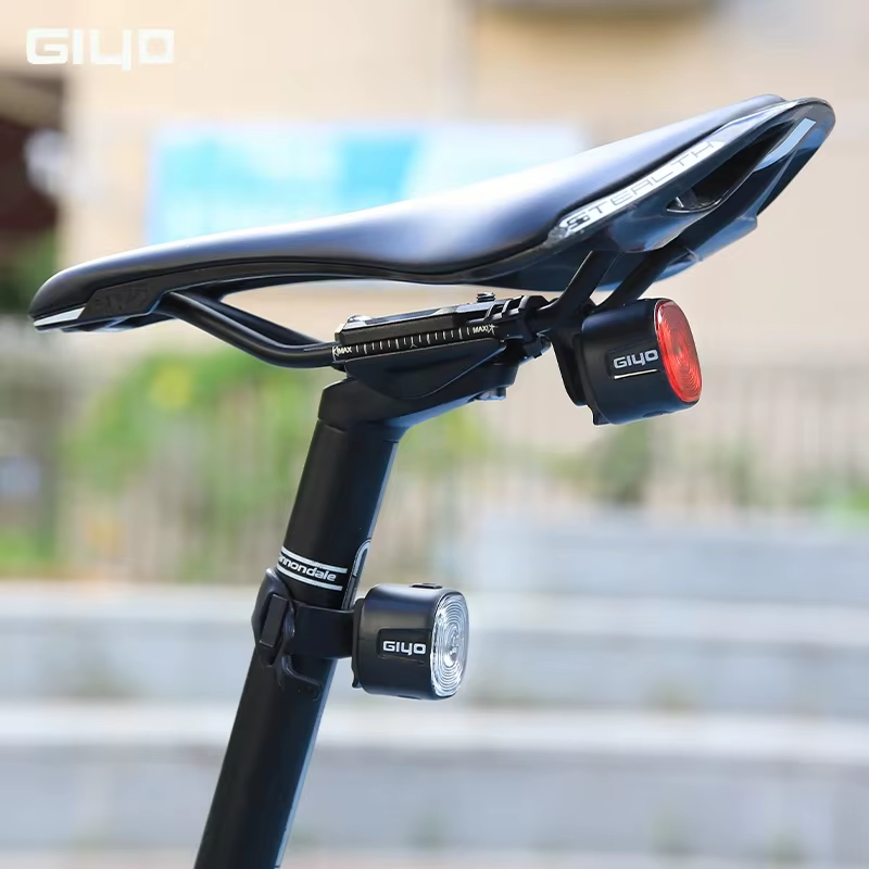 Feu arrière pour VTT/Vélo de route ‌ Feu