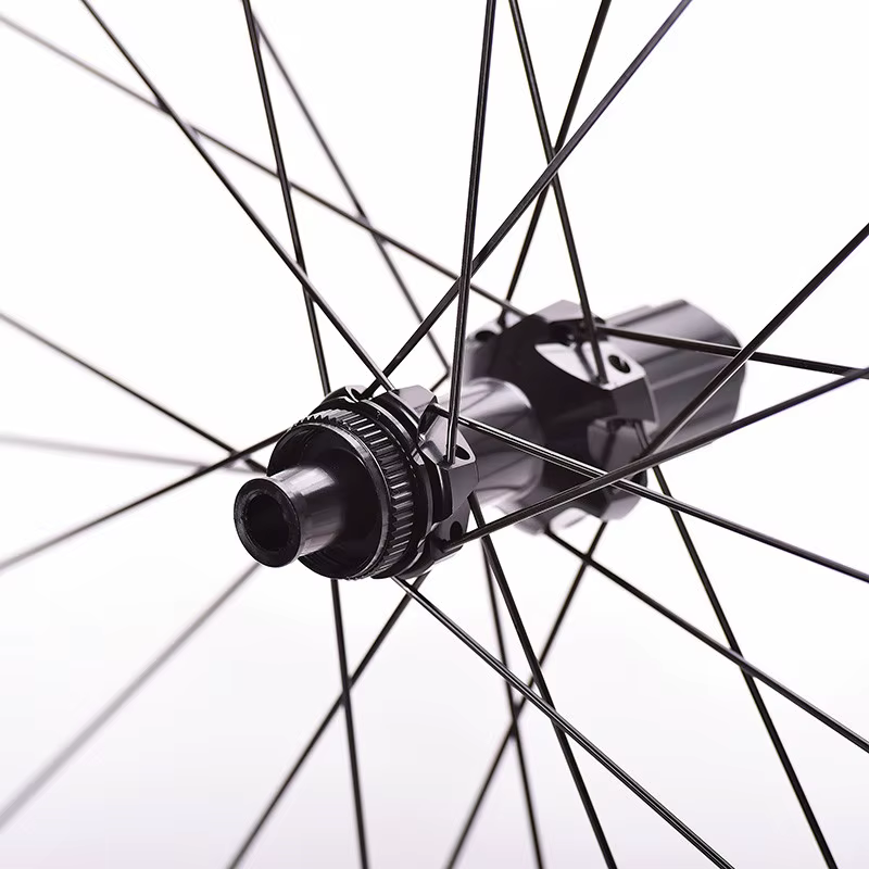 Roues de vélo de route 700C en carbone avec freins à disque