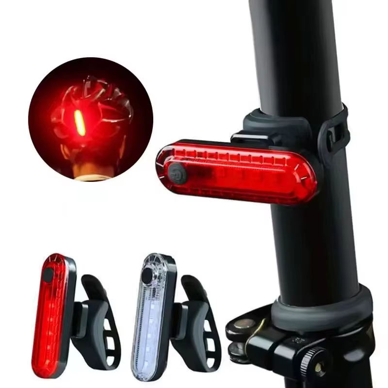 Enquêter arrière rouge ultra lumineux pour vélo