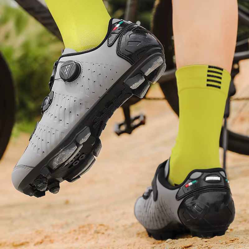Chaussures de cyclisme pour vélo d'autoroute