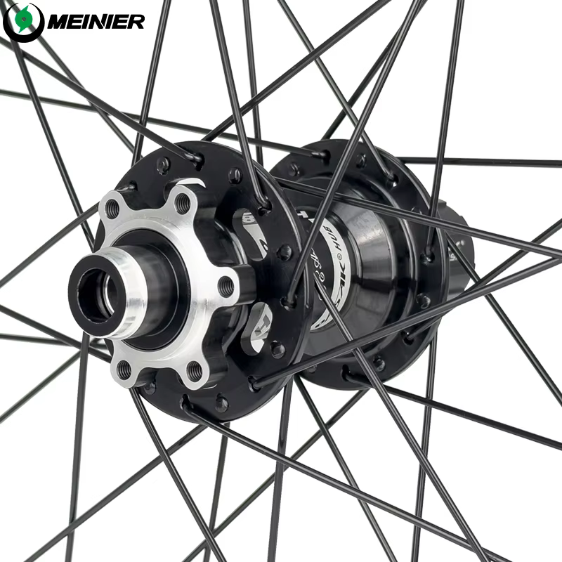 24 pouces vtt roue de vélo AM 32mm large jante moyeu 142 à axe 148mm 6 cliquets frein à disque