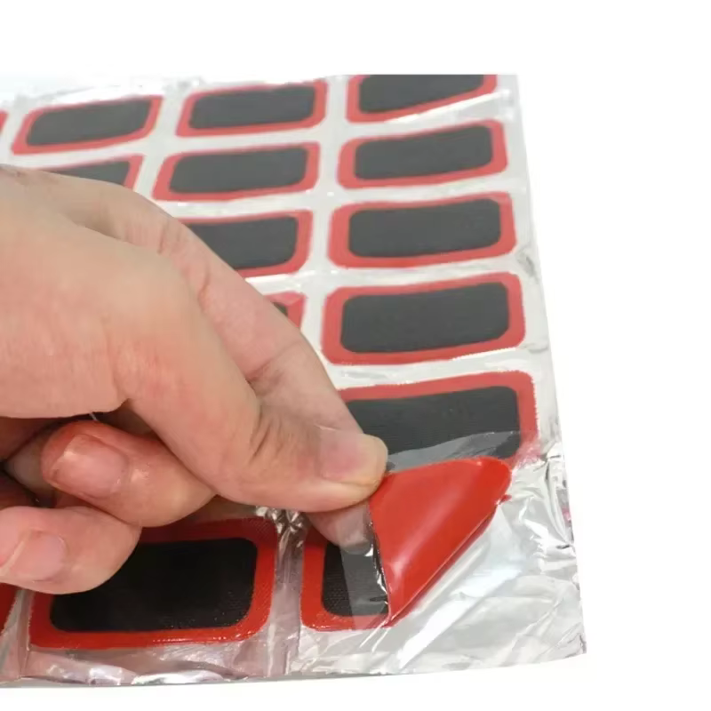 Patchs de perforation en caoutchouc pour vélo