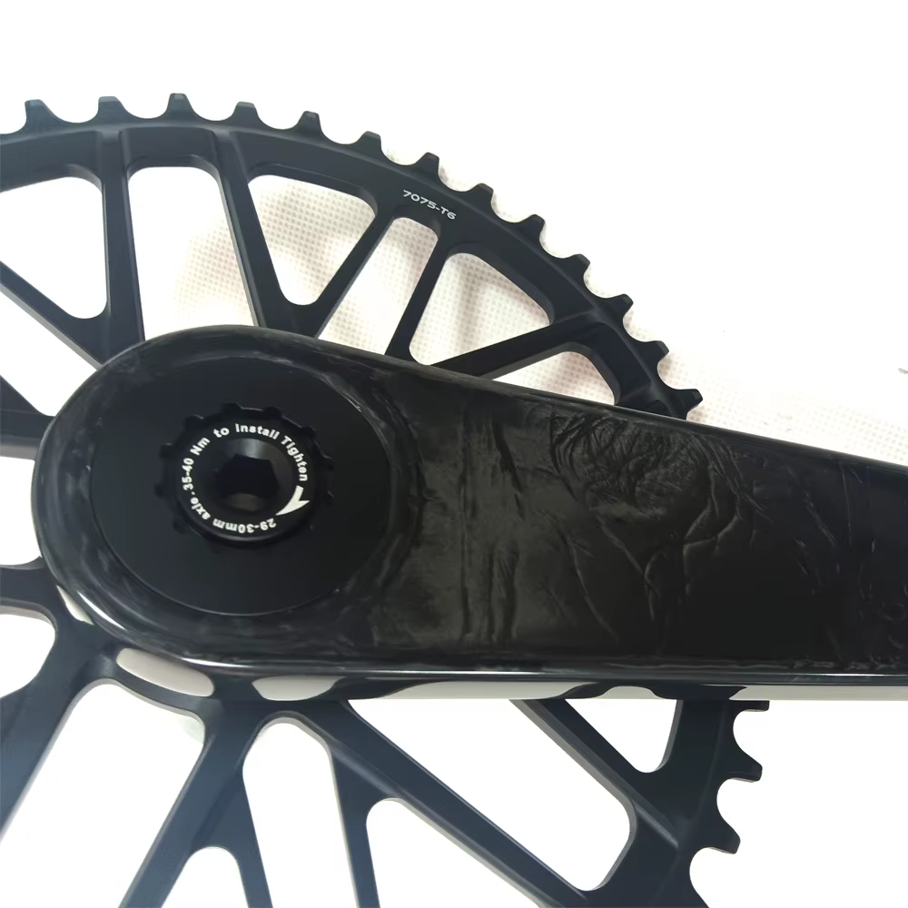 Pédalier de vélo de route en carbone