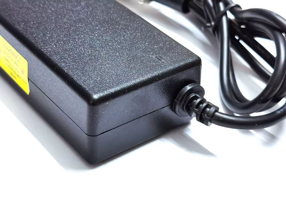 Chargeur 36V 42V 2A