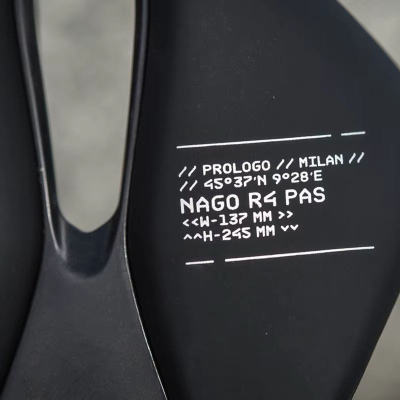 Selle de vélo Prologo Nago R4 PAS 245x147mm 245x137mm avec rail Tirox en acier T2.0