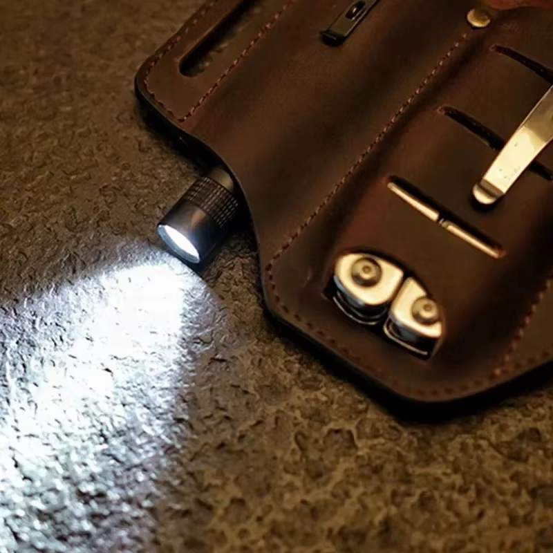 Gaine en cuir pour fourreau multi-outils Leatherman, organisateur de poche EDC avec porte-clés pour ceinture et lampe de poche, outil de Camping en plein air