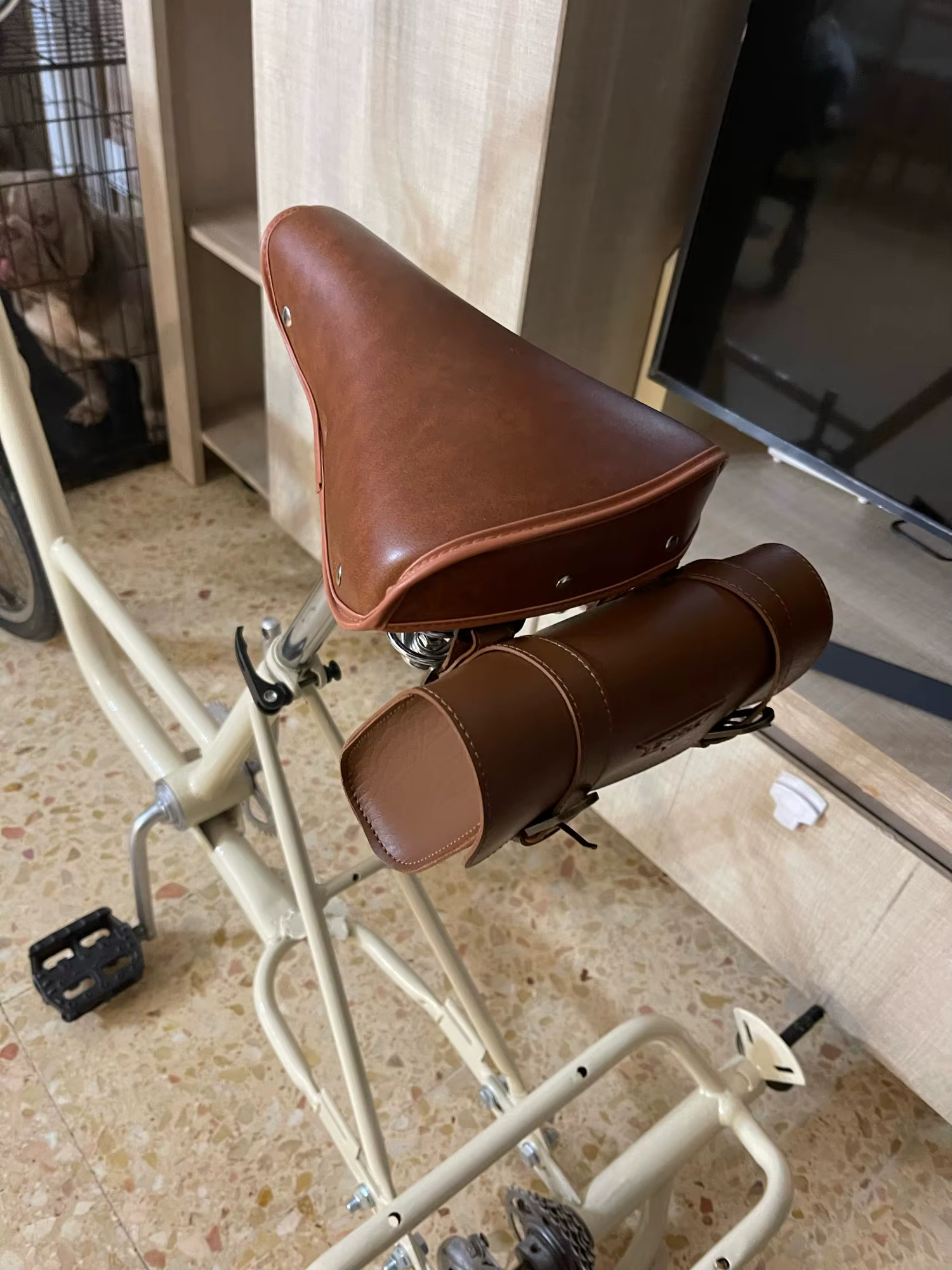 Selle de vélo rétro en cuir PU