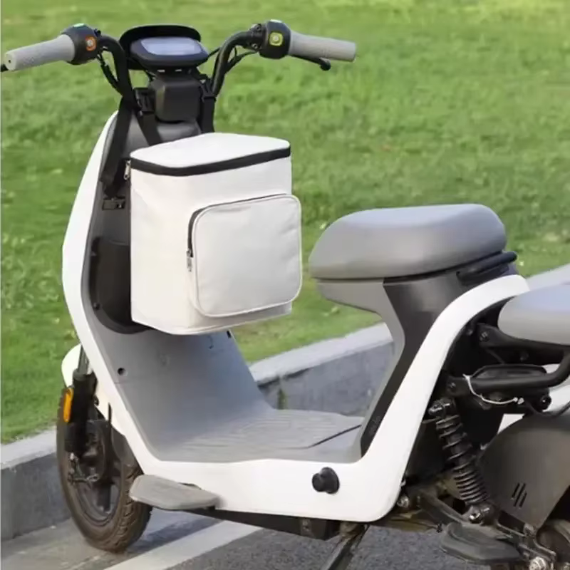 Sac suspendu pour casque de vélo électrique