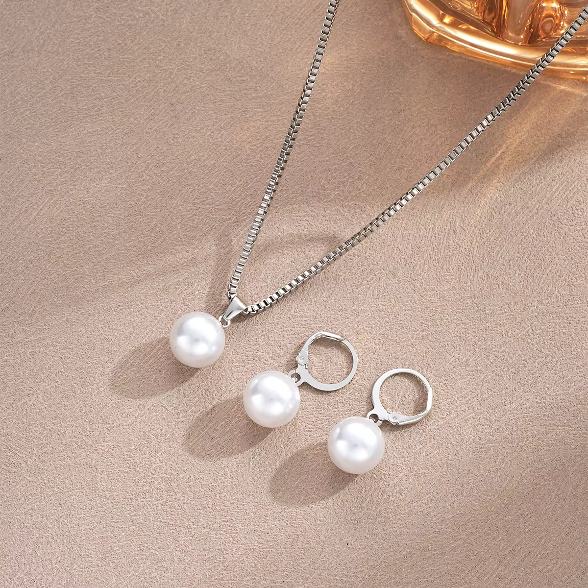 Ensemble de bijoux en perles pour femmes, boucles d'oreilles pendantes, pendentif, collier, Simple, délicat, tenue quotidienne, accessoires de fête