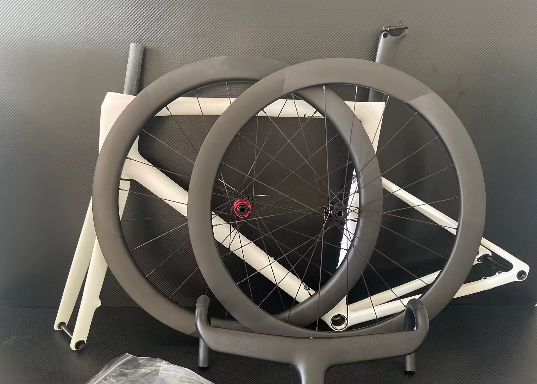 Cadre de Vélo de Route en Fibre de Carbone avec Frein à Disque