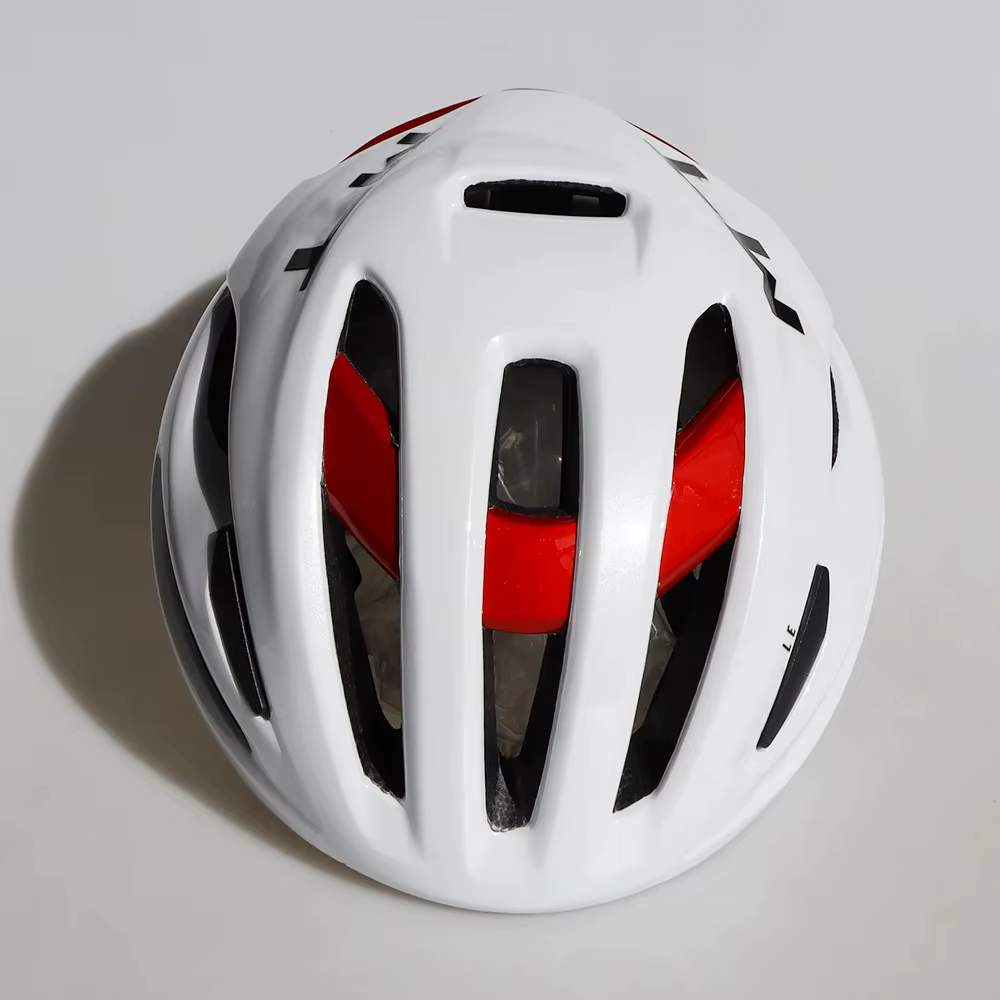 Casque de vélo de route ultraléger