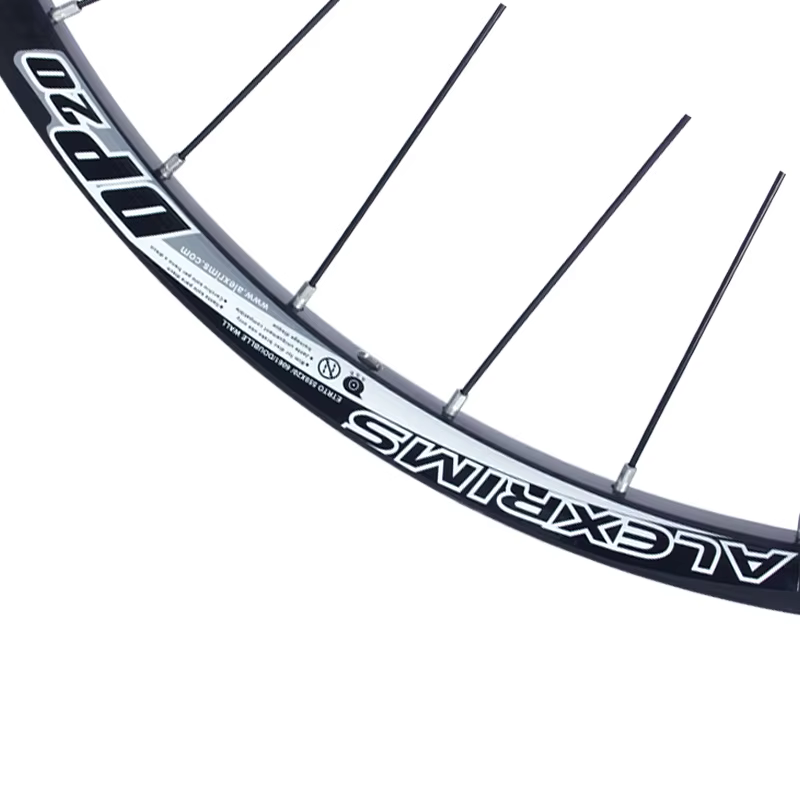 Jeu de roues de vélo de montagne