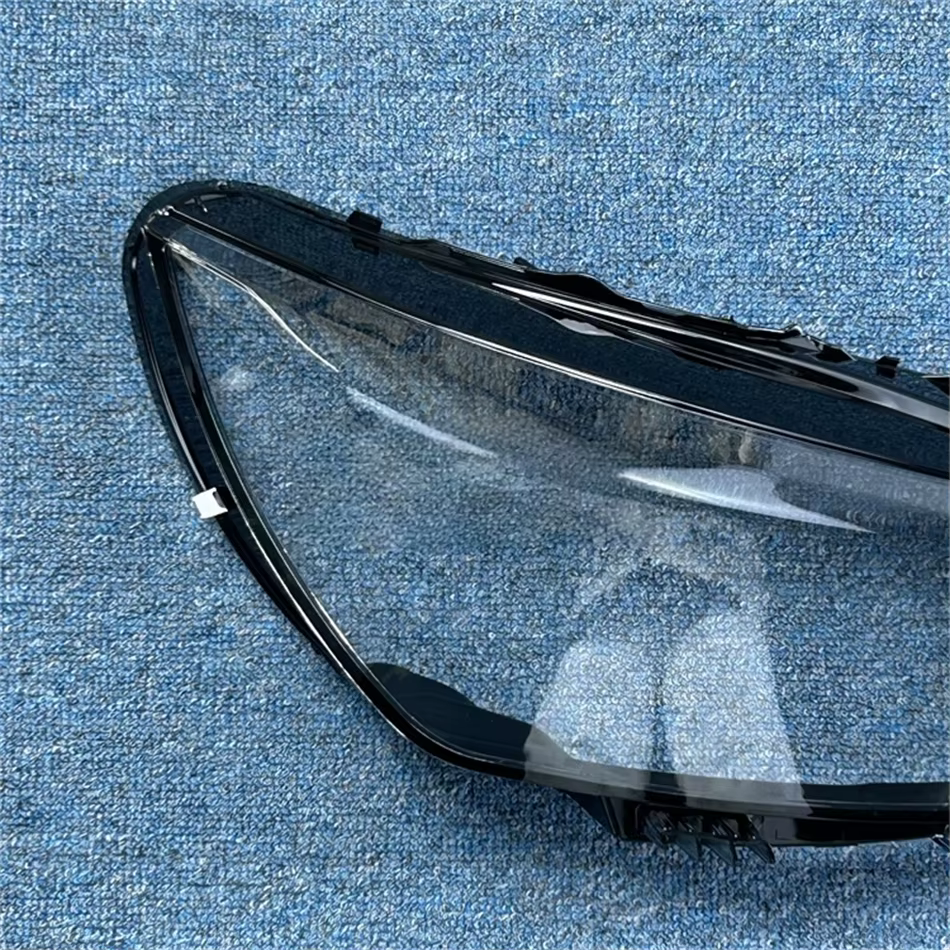 Pour Peugeot 2008 2020 2021 2022 Accessoires de véhicule Polycarbonate Haute brillance Entièrement transparent Lentille en verre Coque