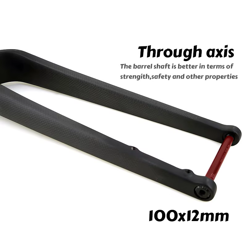 Fourche de vélo de gravier en carbone rigide pour pneus larges 700x55C