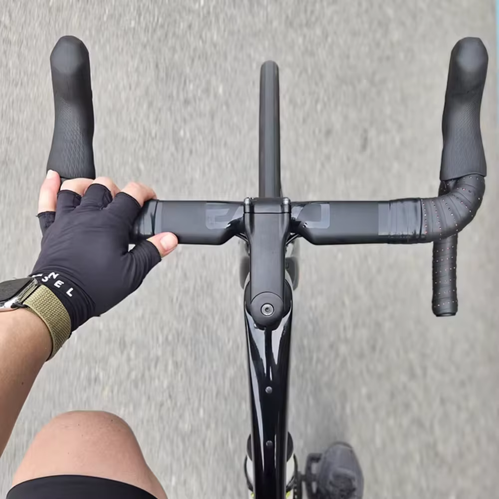 Guidon de vélo en carbone THE ONE AERO pour vélo de gravier de route