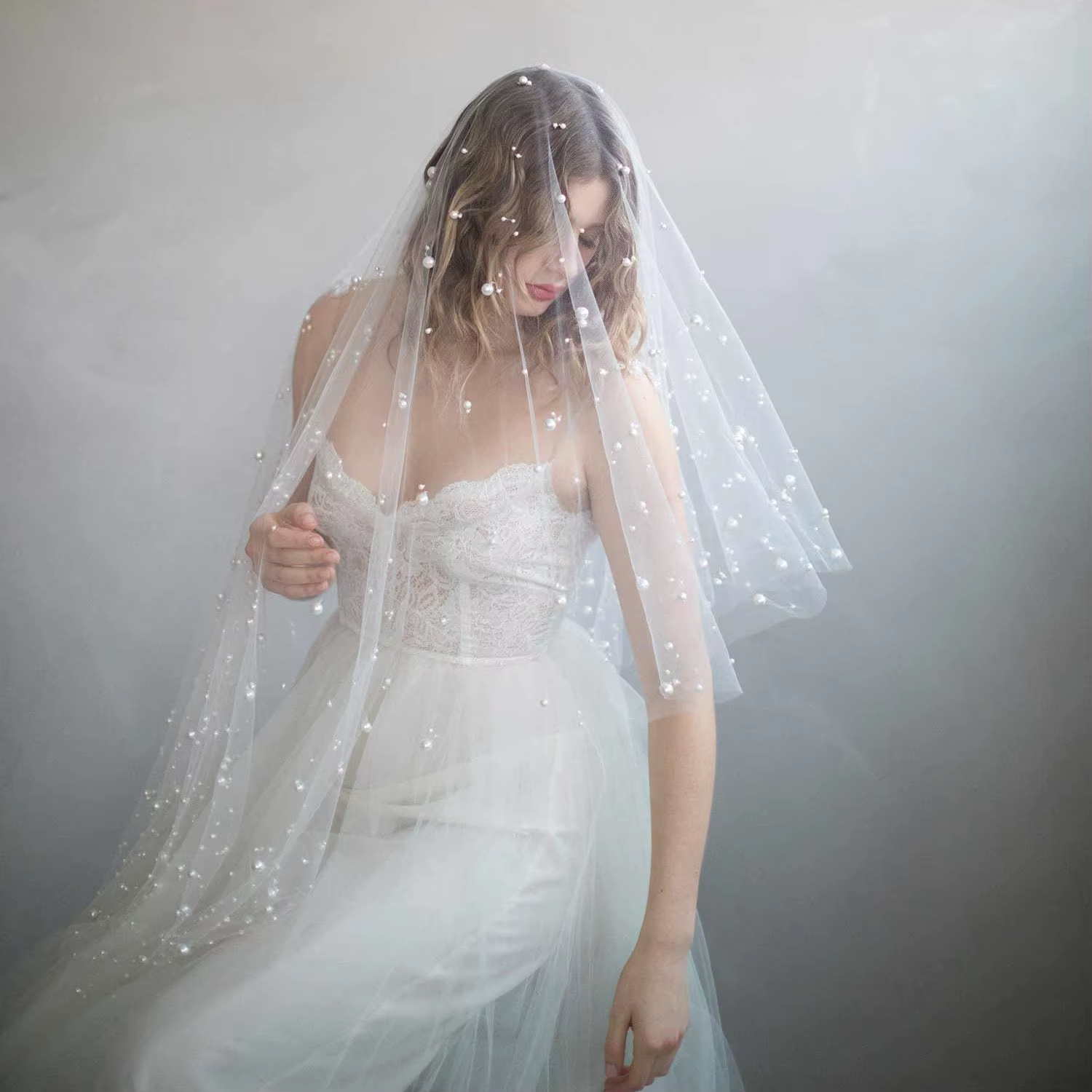 Voiles de mariée YouLaPan, voile de mariée en perles Voie Lactée couvrant le devant et le dos, fascinateur de mariée pour mariages, voile à 2 niveaux avec perles mélangées V186