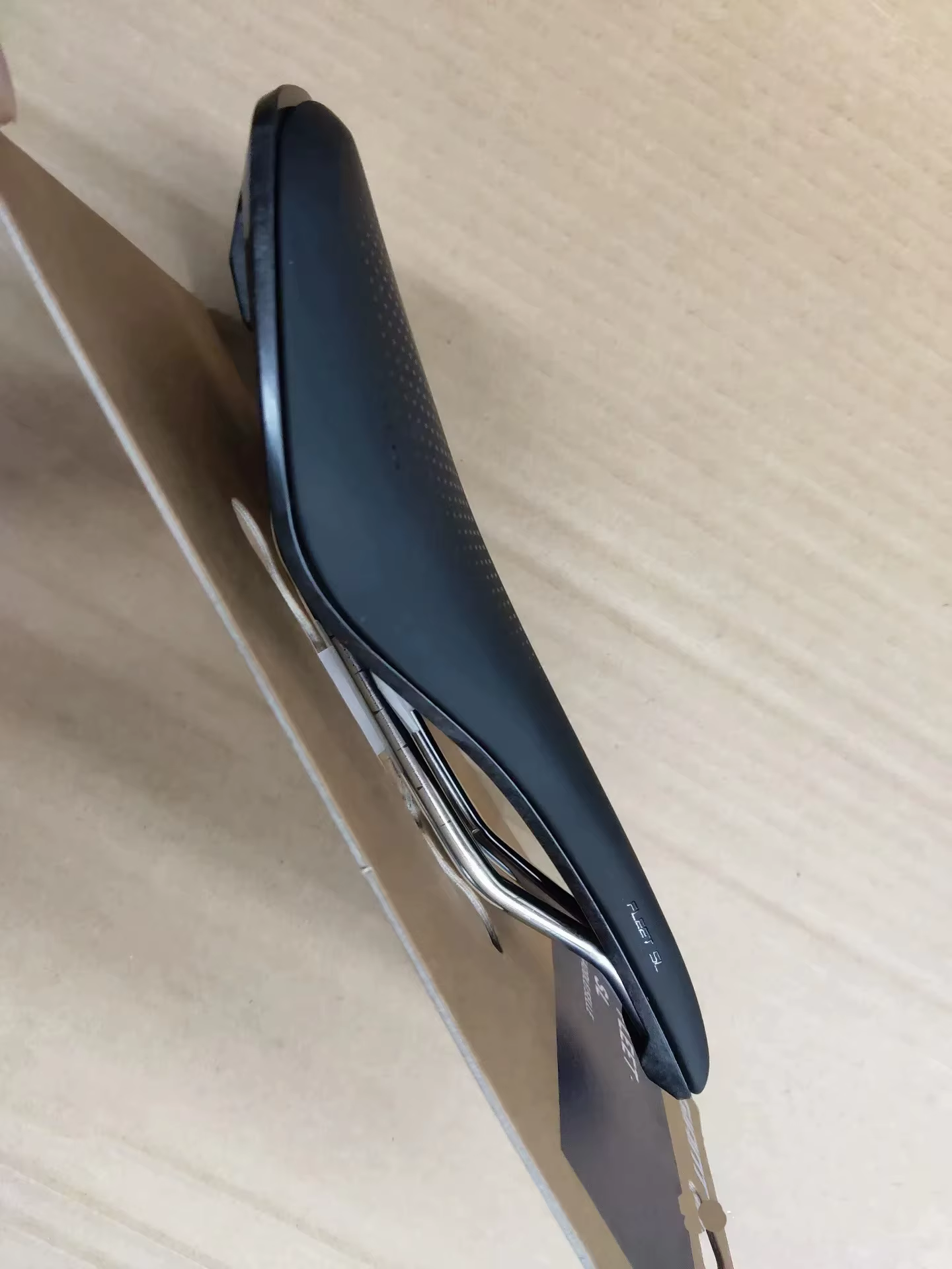 Selle gigante FLEET SL