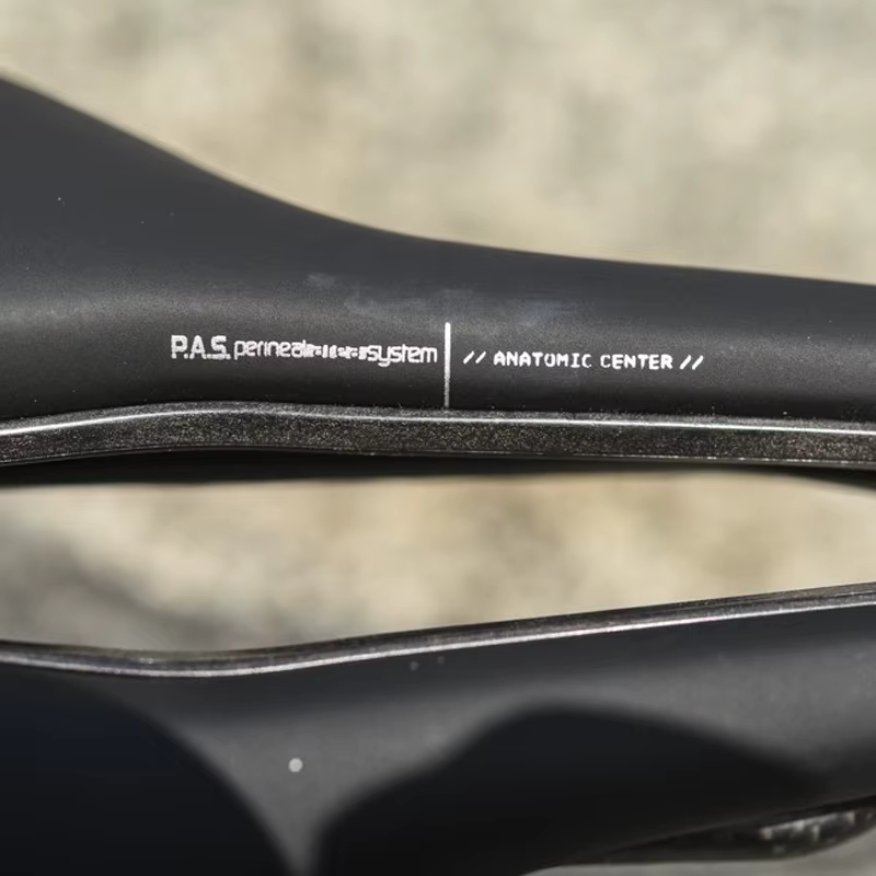 Selle de vélo Prologo Nago R4 PAS 245x147mm 245x137mm avec rail Tirox en acier T2.0