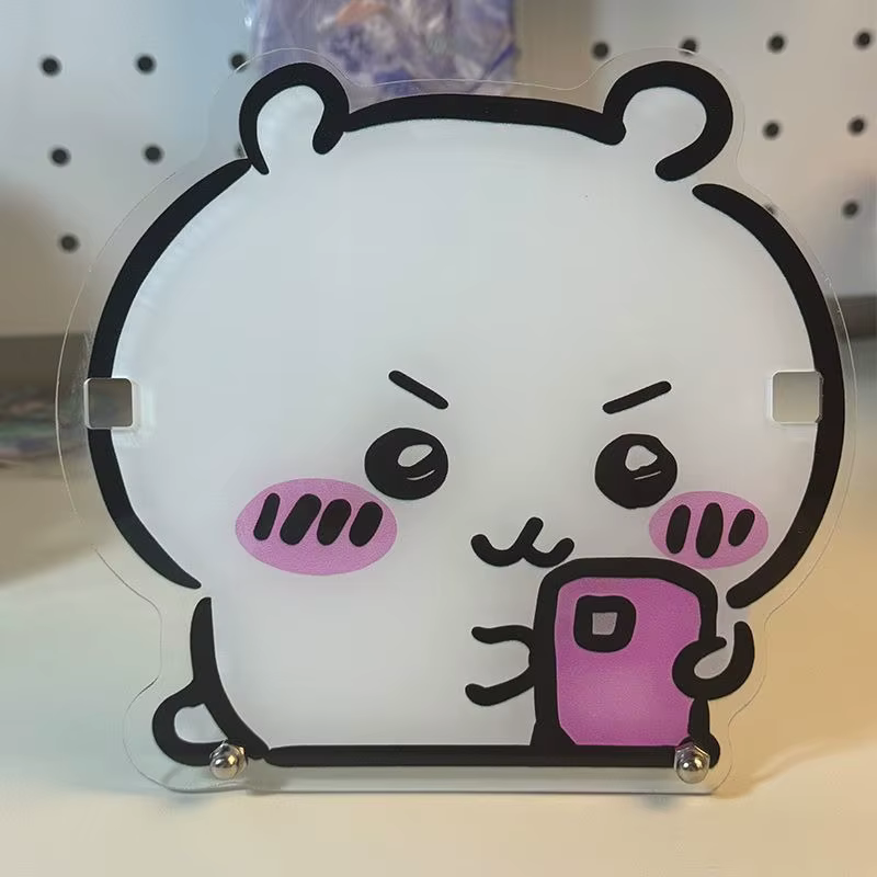 Support à lunettes Kawaii Chiikawa en matériau lisse, organisateur de bureau créatif et pratique, décoration pour la maison et le bureau, utilisation quotidienne exquise